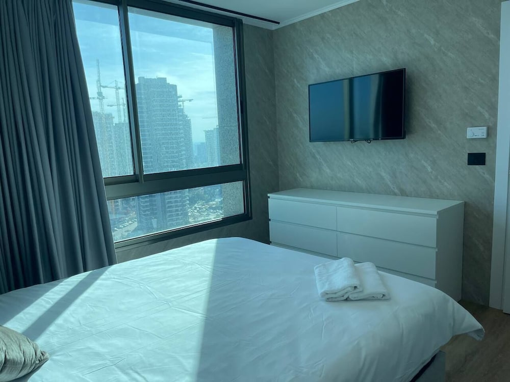 Carmel Holiday Apartments