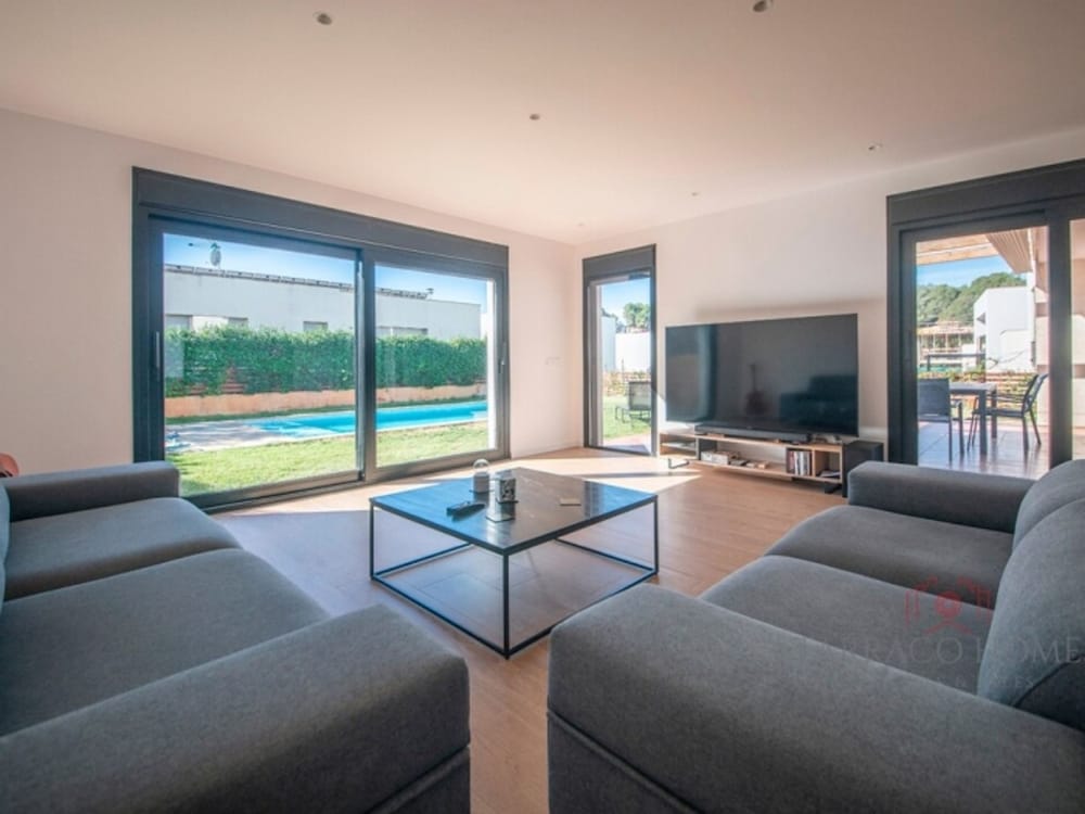 Th130 Villa Moderna Golf y Playa