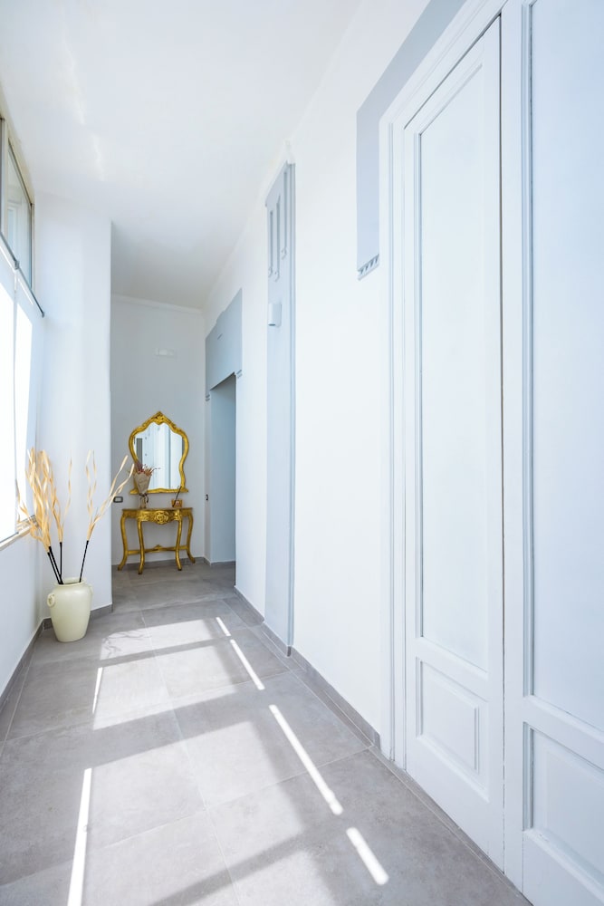 Holme Relais S. Lucia by Napoliapartments