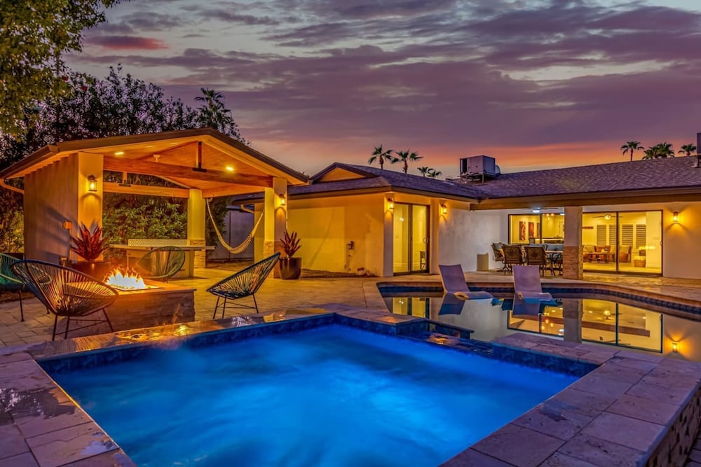 Tequila Time Retreat Custom Pool Spa Dogs OK