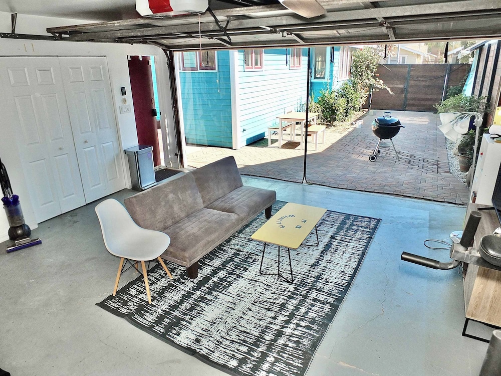 Beach City Craftsman - Walk to Beach