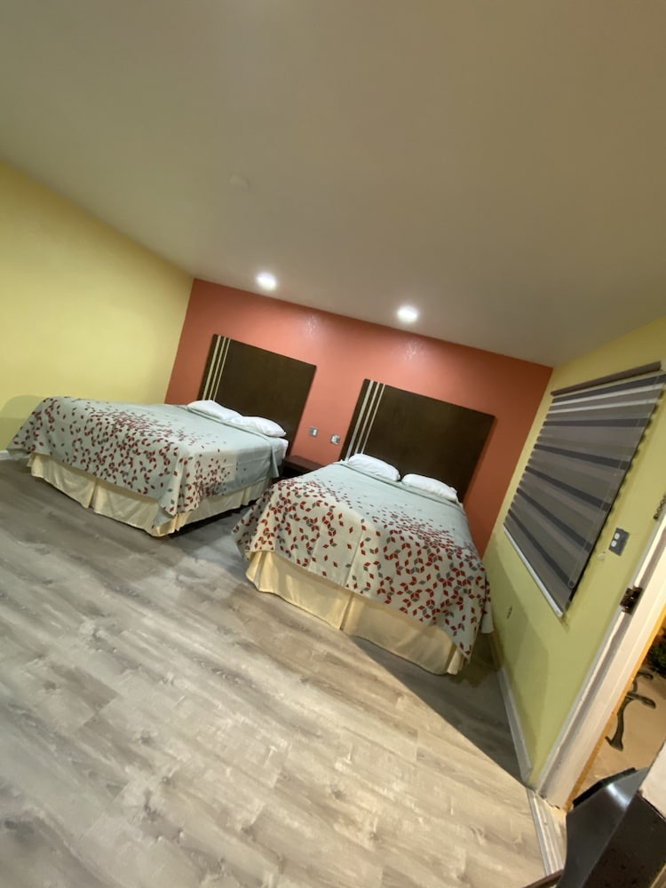 Budget Inn