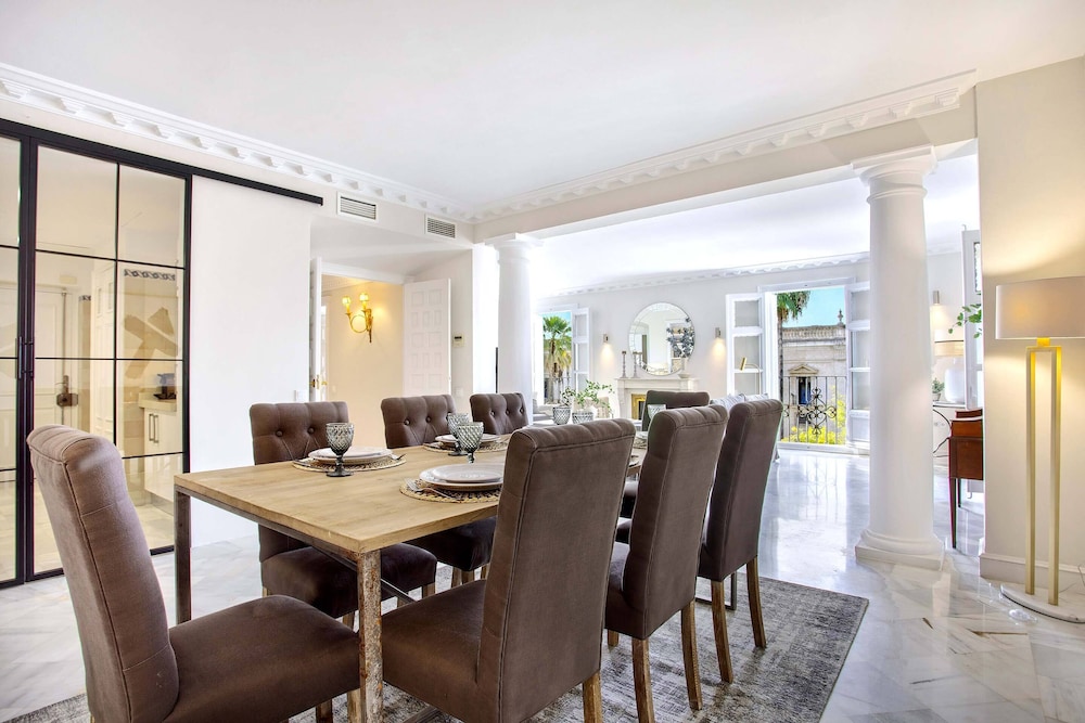 Genteel Home San Fernando