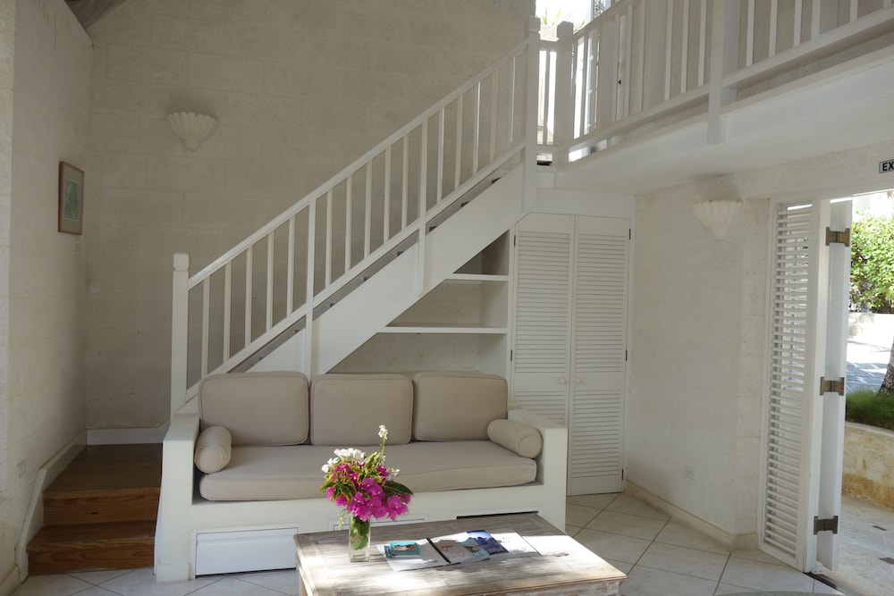 Inchcape Seaside Villas