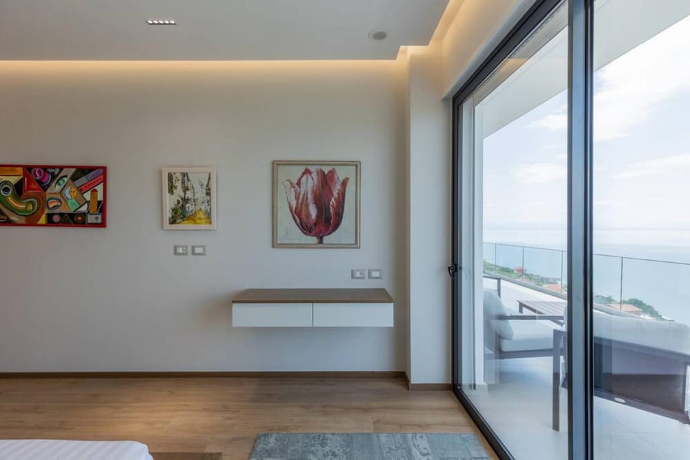 The Luxury Villa in Shkod r