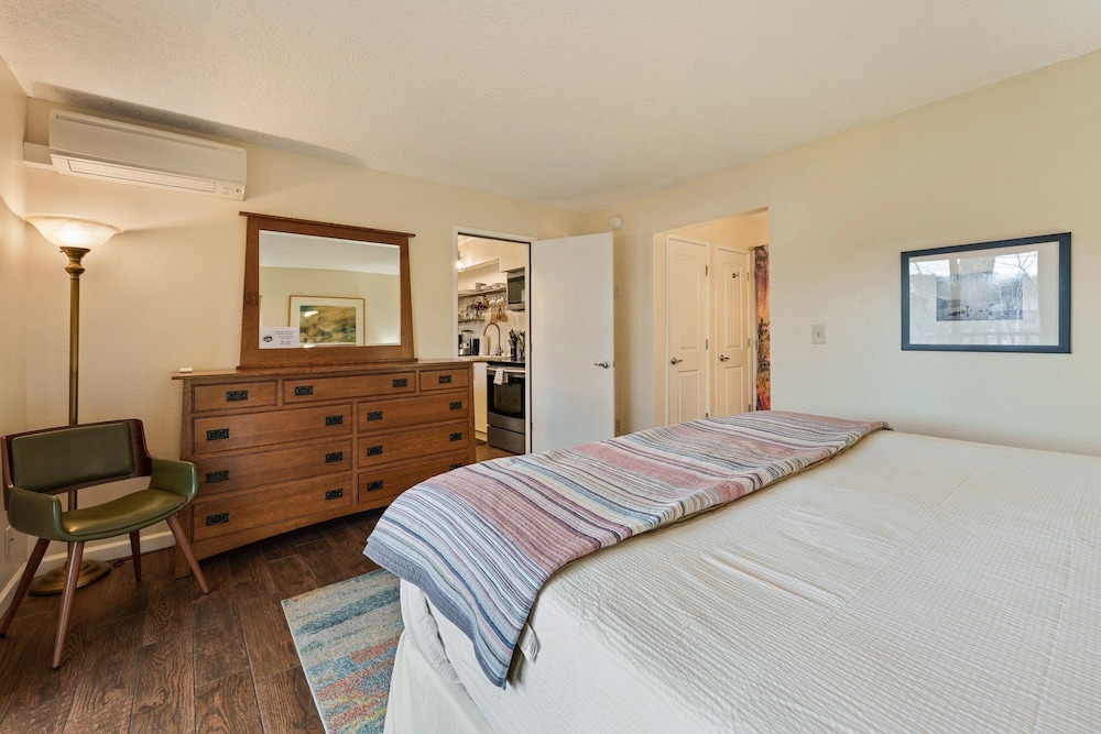 1565 Nw Wall St 144/145 1 Bedroom Condo