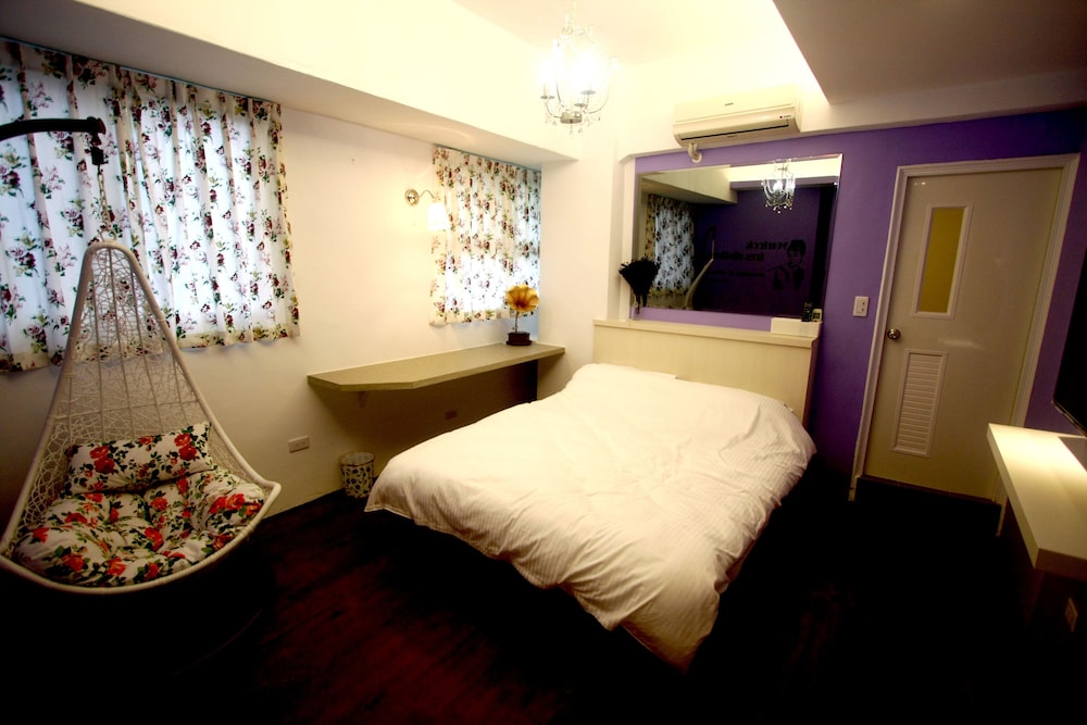 Rainbow Nest Hostel