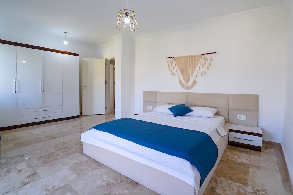 Soral Villa