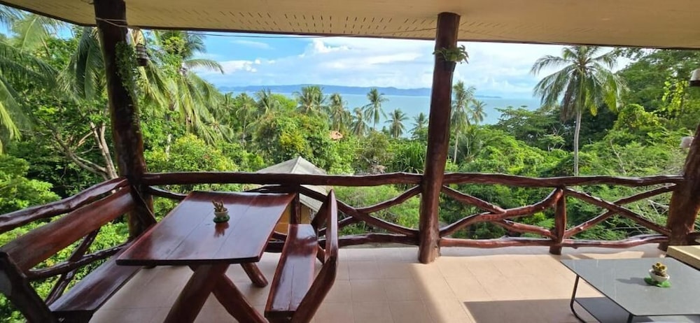 2 Bedroom Private Home Perfect for Families - Kitchen -seaviews -fast Wifi