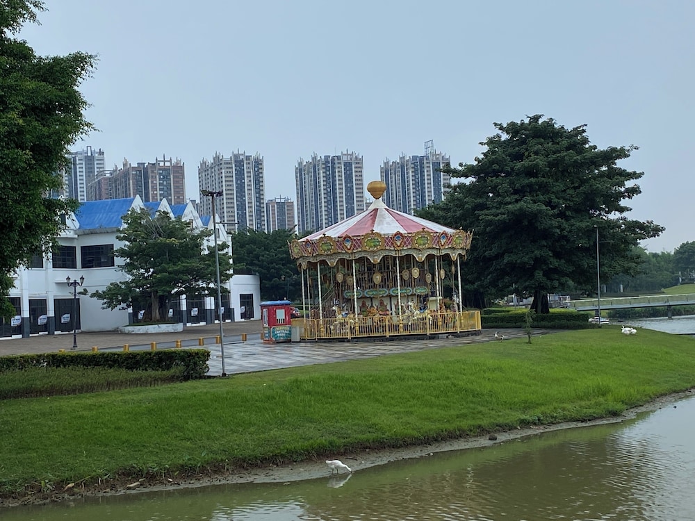 Homey And Modern 2Br At Meikarta Apartment
