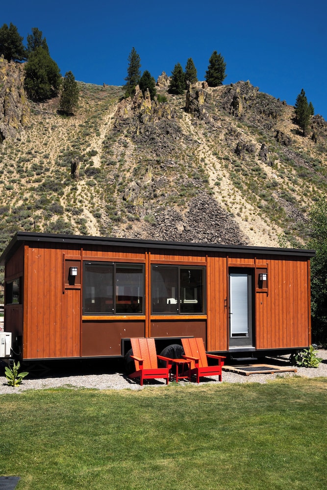 Redwood Cabins view 5