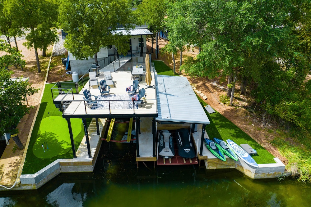 Marble Falls Vacations - Pet-friendly Lake LBJ Retreat w/ Deck  Hot Tub! - Property Image 6