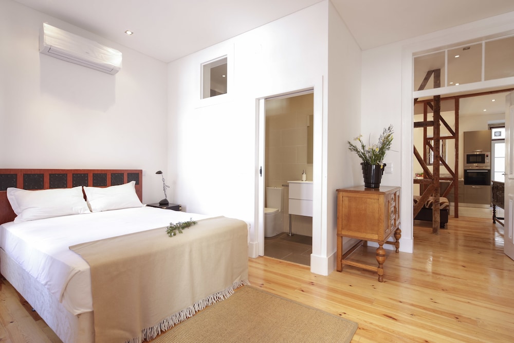 Bairro Alto Apartments by linc