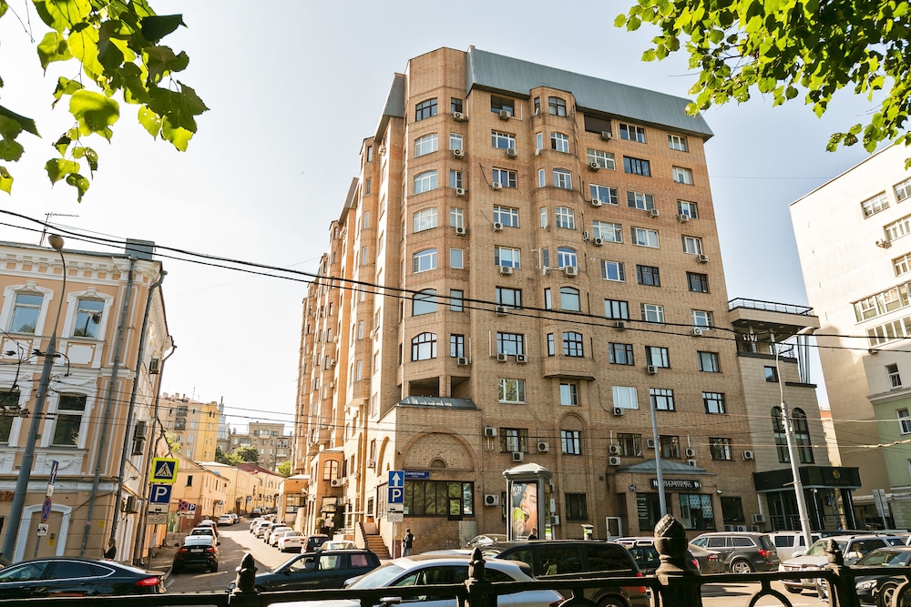 GM Apartment 1 Volkonskiy 15
