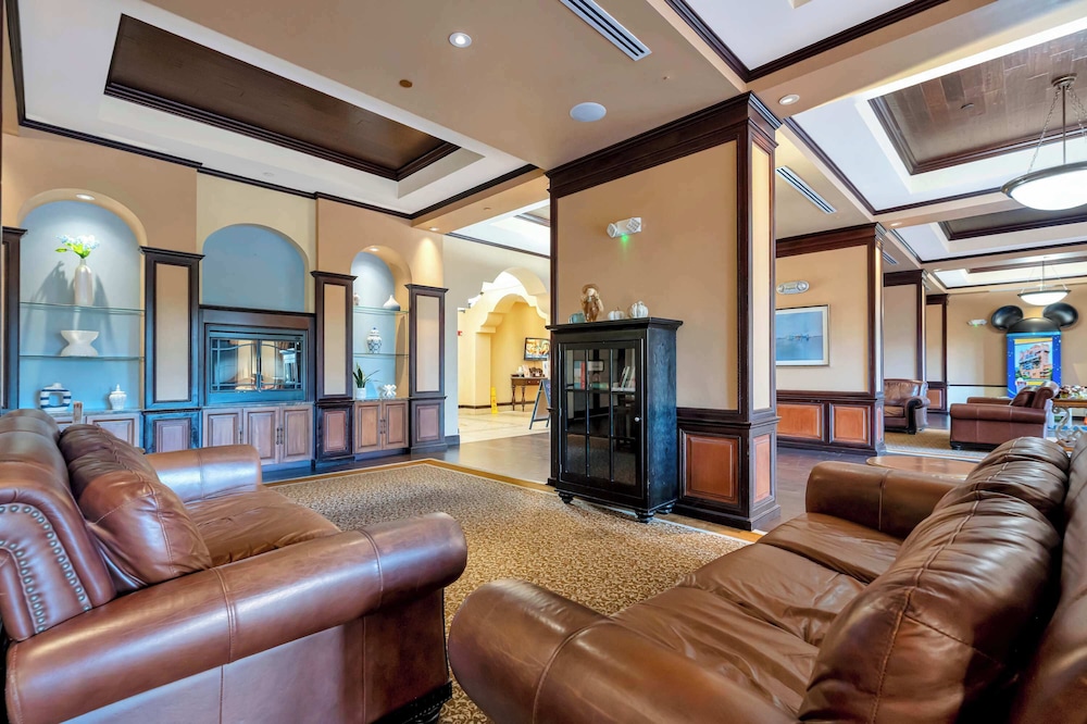 2BR Fireworks View With Pool Spa 5 Minutes to Disney