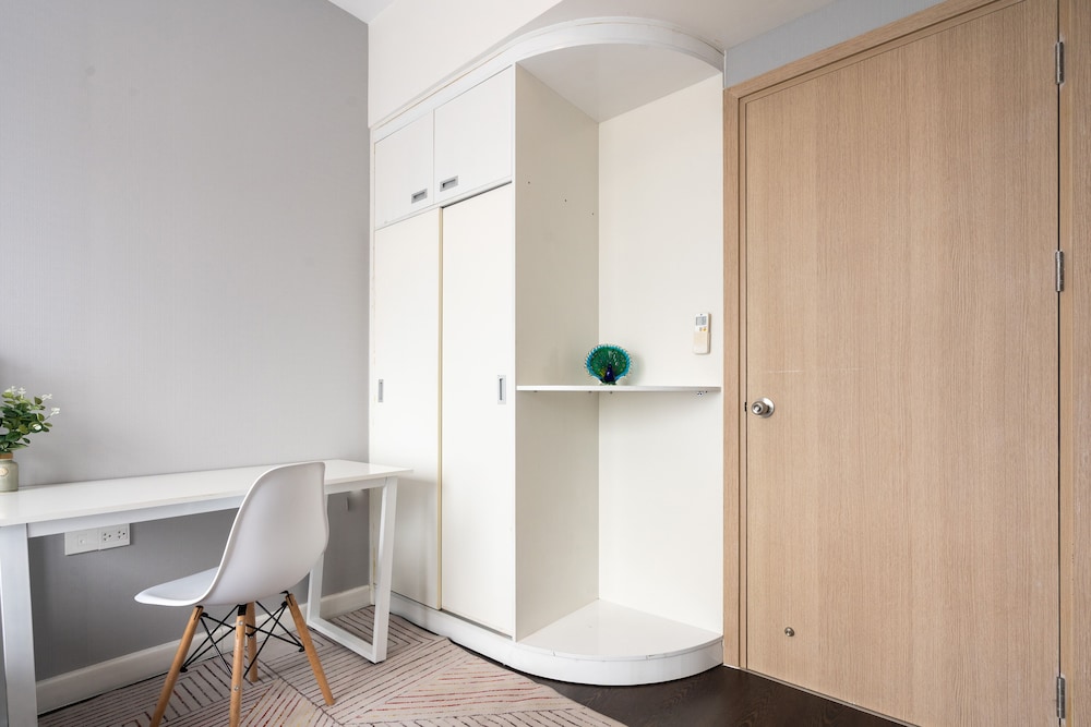 Annie Apartment - Rivergate Resident