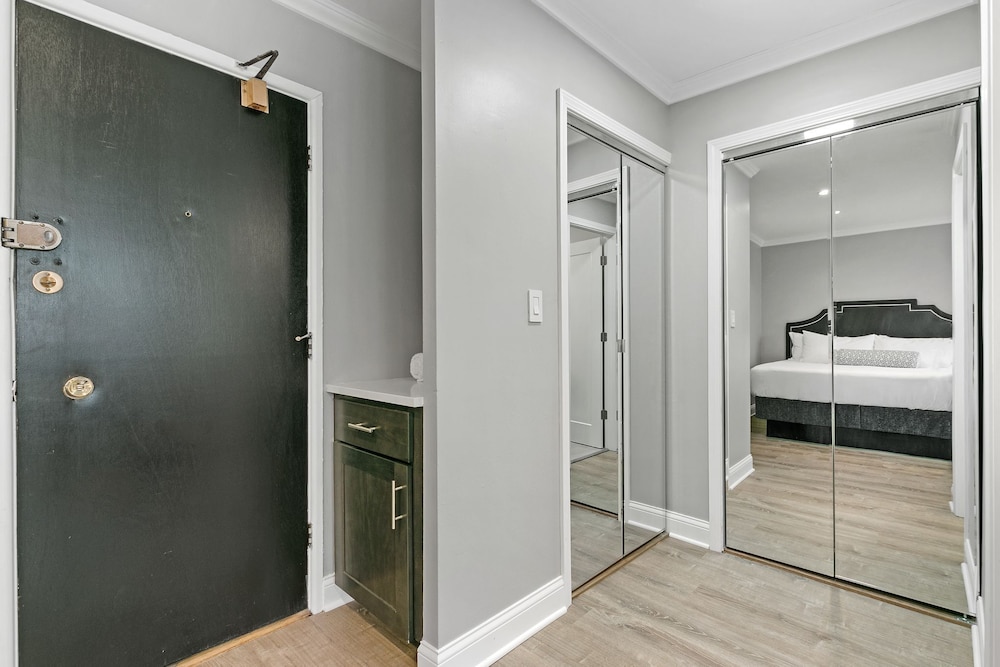 Studio in Oakdale - 203