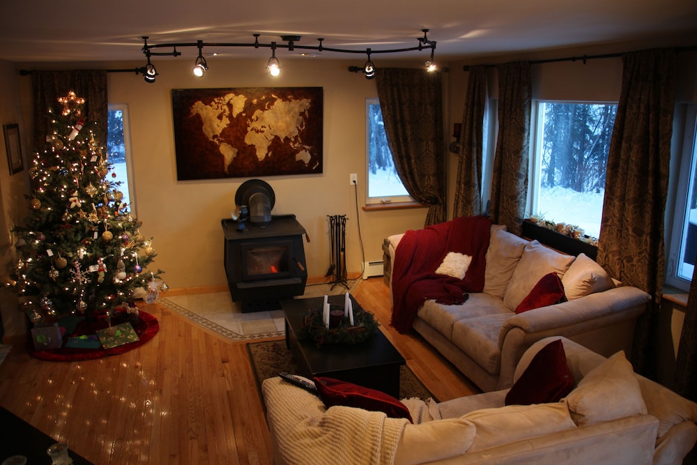 Alaska Haven - Property Image 1