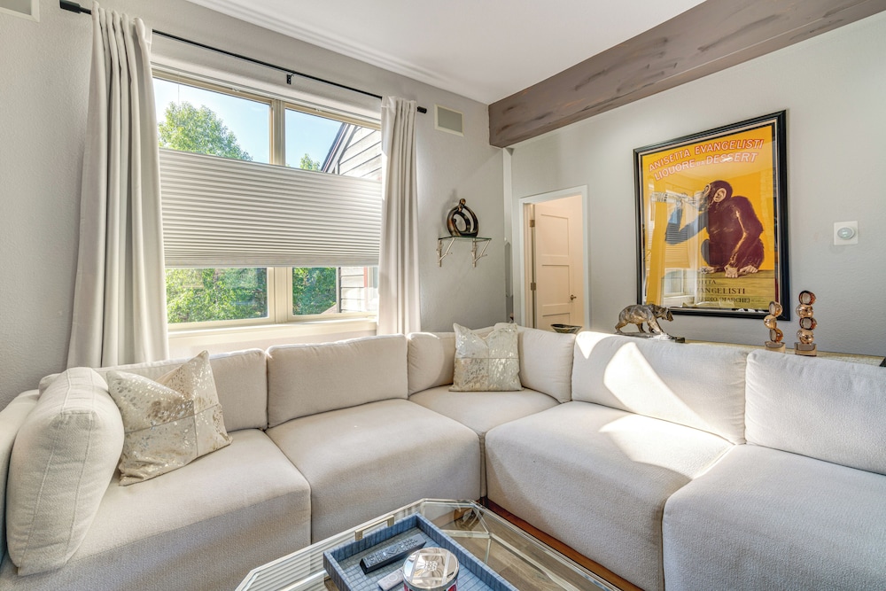 8 Mi to Copper Mtn: Frisco Home w/ Shuttle Access