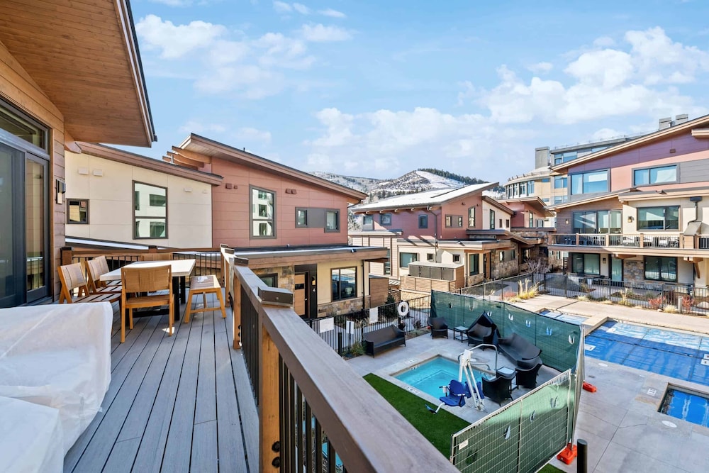 One Riverfront Village by EWH - Property Image 14