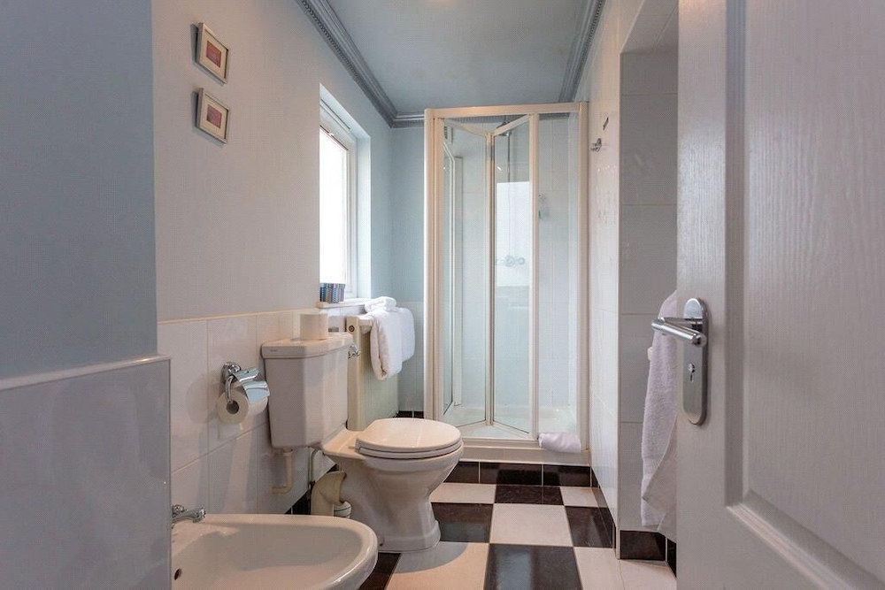 The Glenerne Guest House view 2