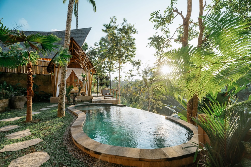 Umah Bali Kuno Villas