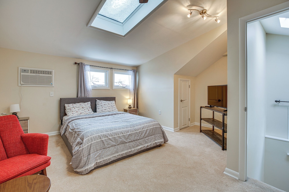 Wilmington Vacation Rental < 2 Mi to Downtown!