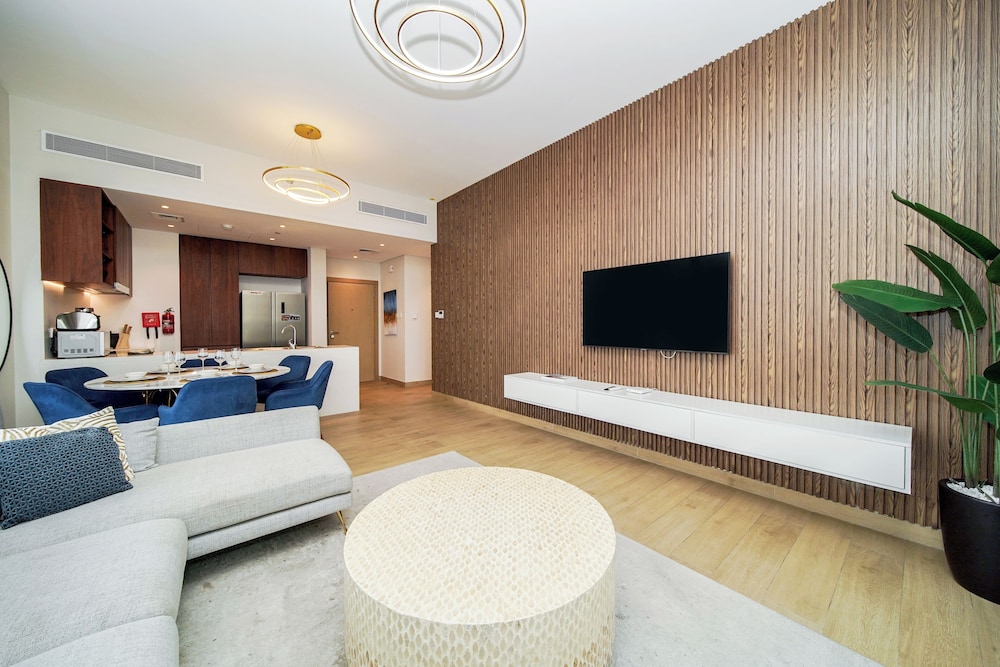 PVH - Beach Front 2BR in Le Pont 3