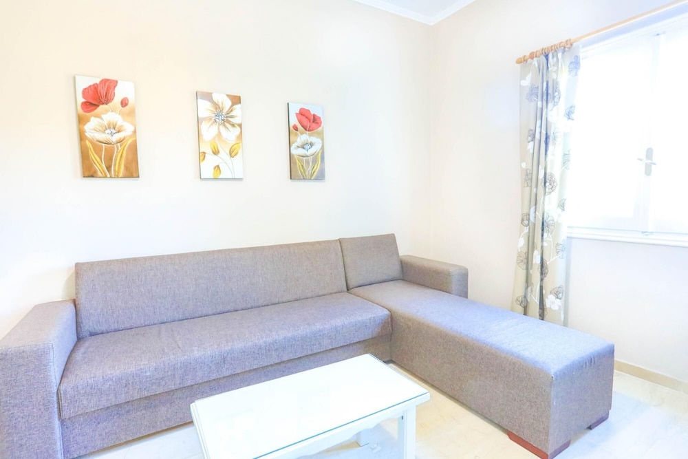 Villa Kiki in Corfu With 2 Bedrooms and 1 Bathrooms view 3