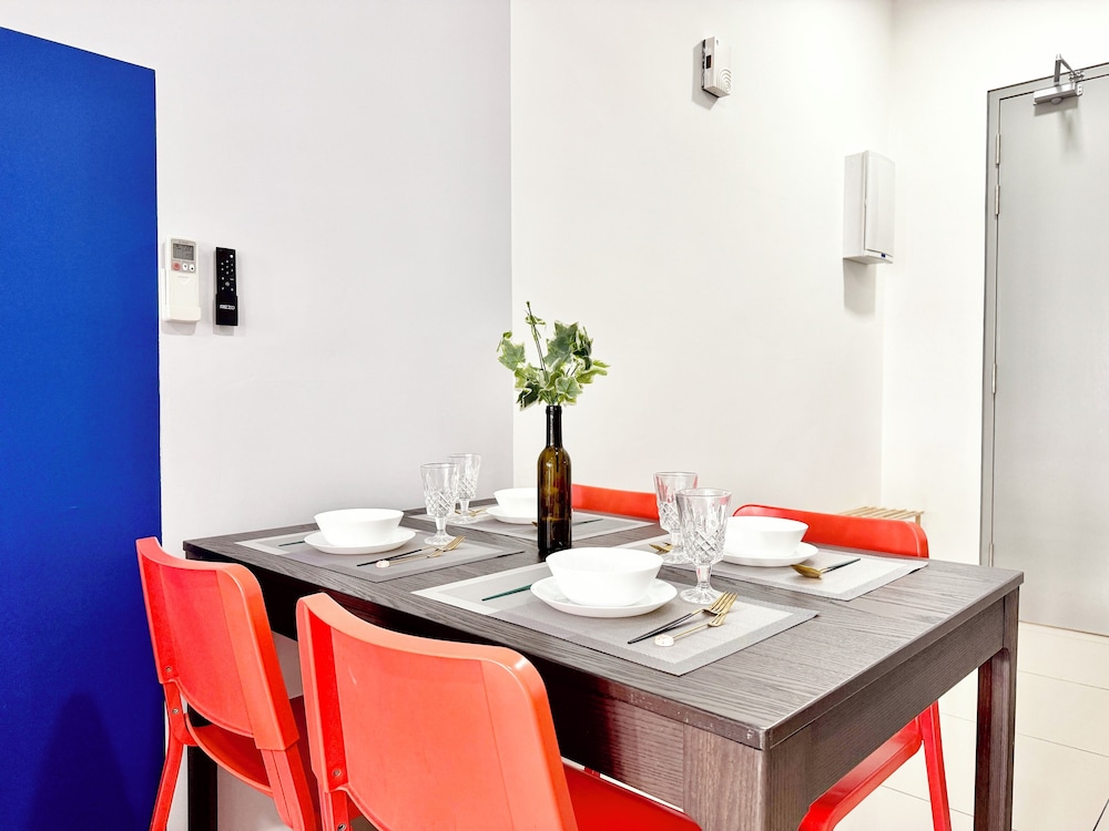 Alinea Suites