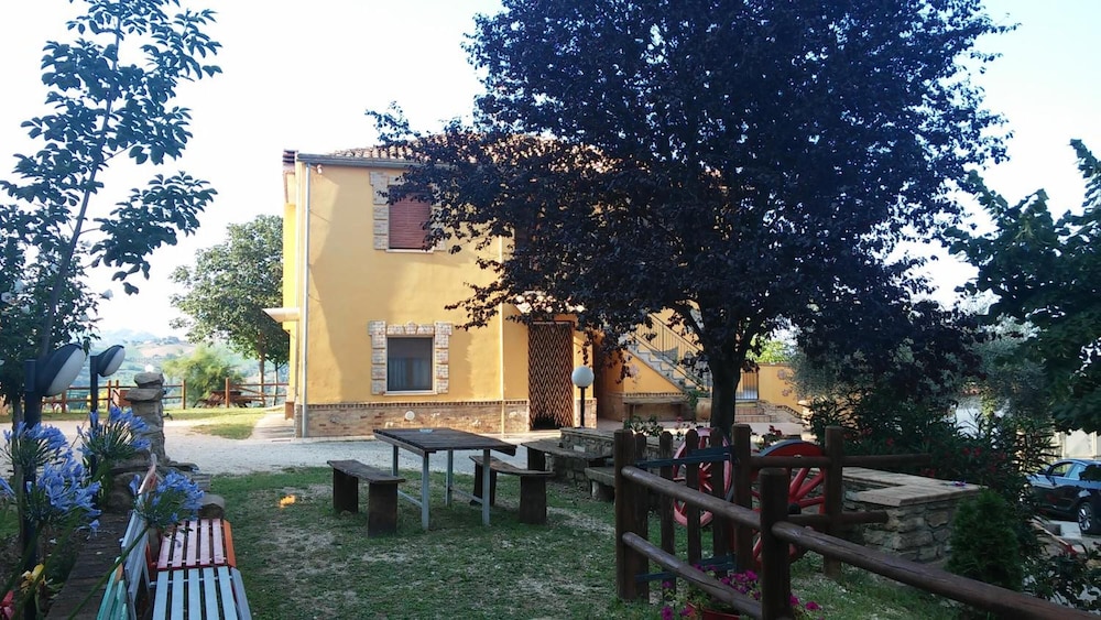 Photo 48
