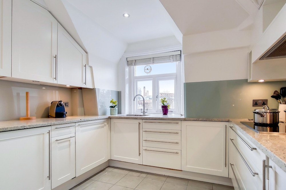 The Knightsbridge Residences