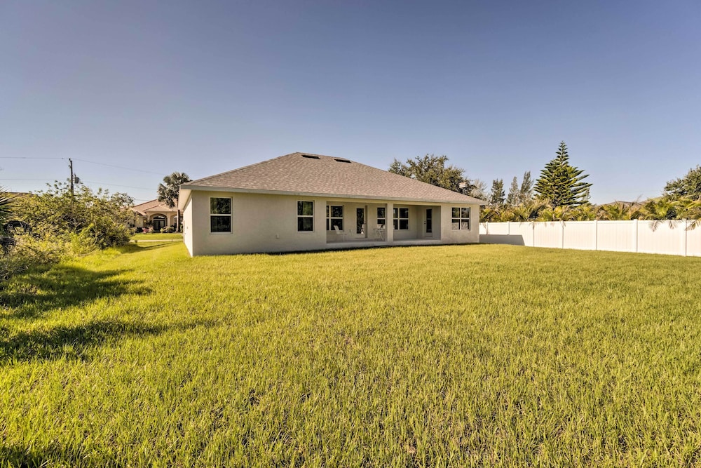 Elegant Port Charlotte Home < 10 Mi to Beach!