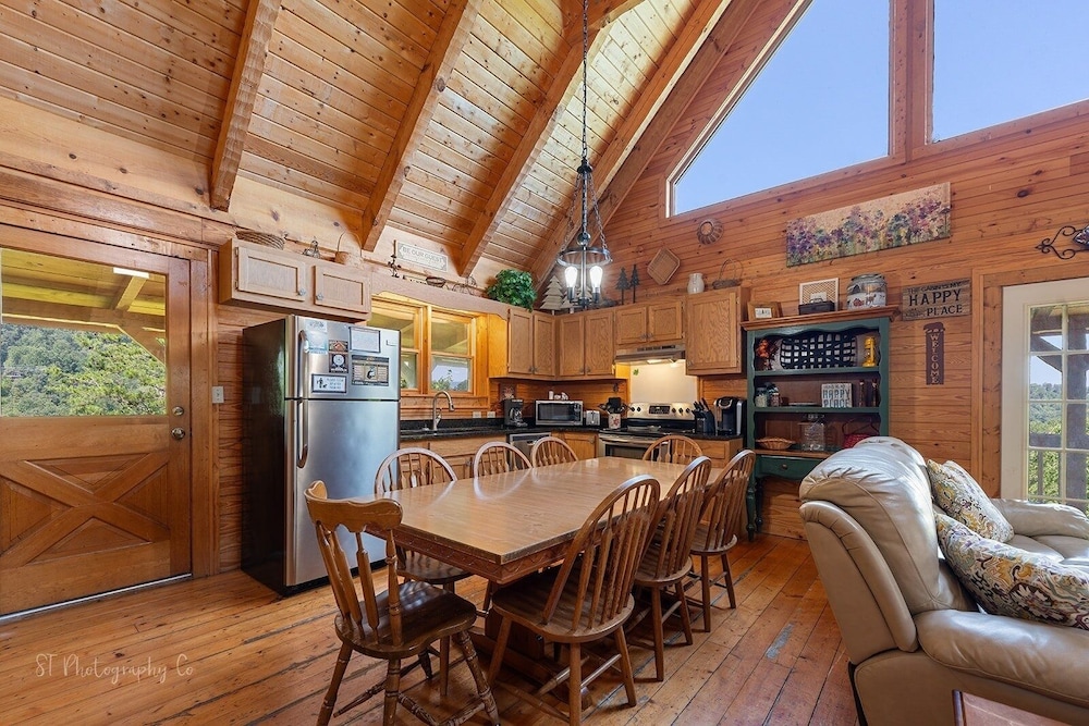 Sweet Magnolia 2 Bedroom Home