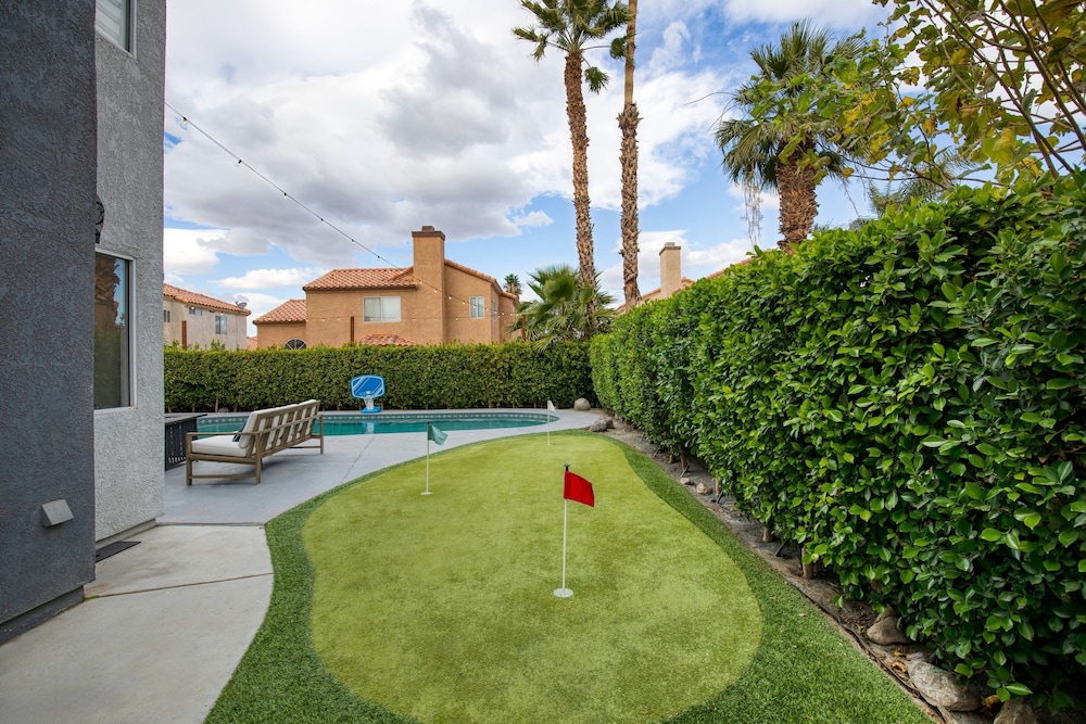 Desert Scarif Private Pool Hot Tub Putting Green Near Coachella Festivals