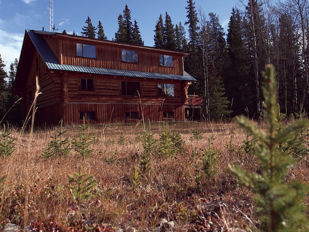 Rock Lake Lodge