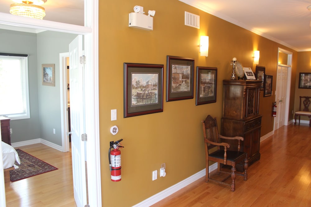 1840 Guest House