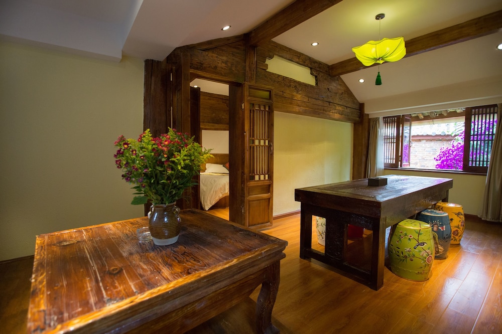 The Purplevine Inn Lijiang