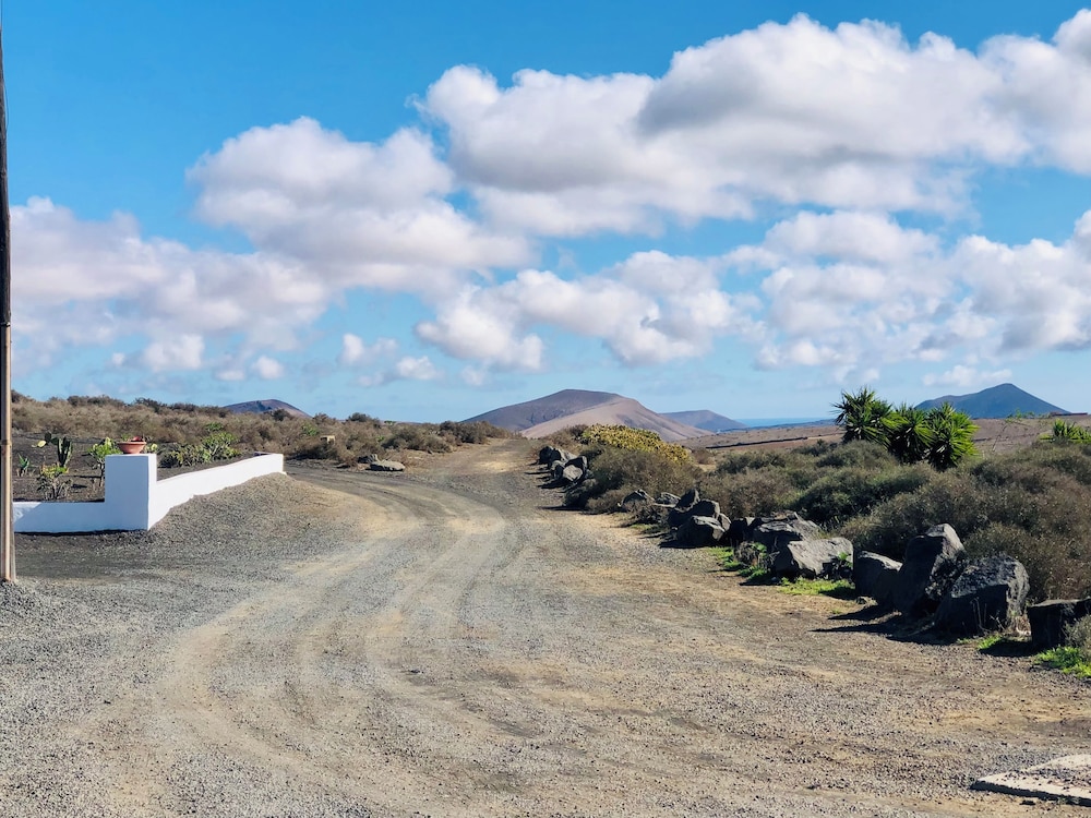 Apartment Alegria in the Stunning Village of Mozaga, Lanzarote