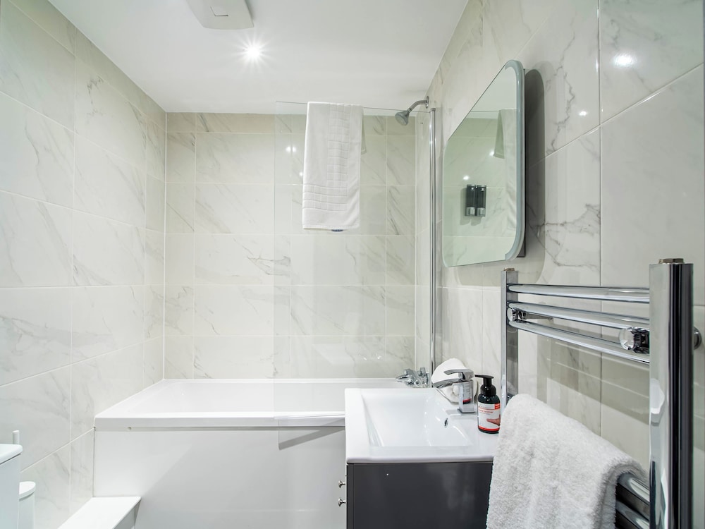 Bolton Road Apartment - Ideal Stay in Bradford