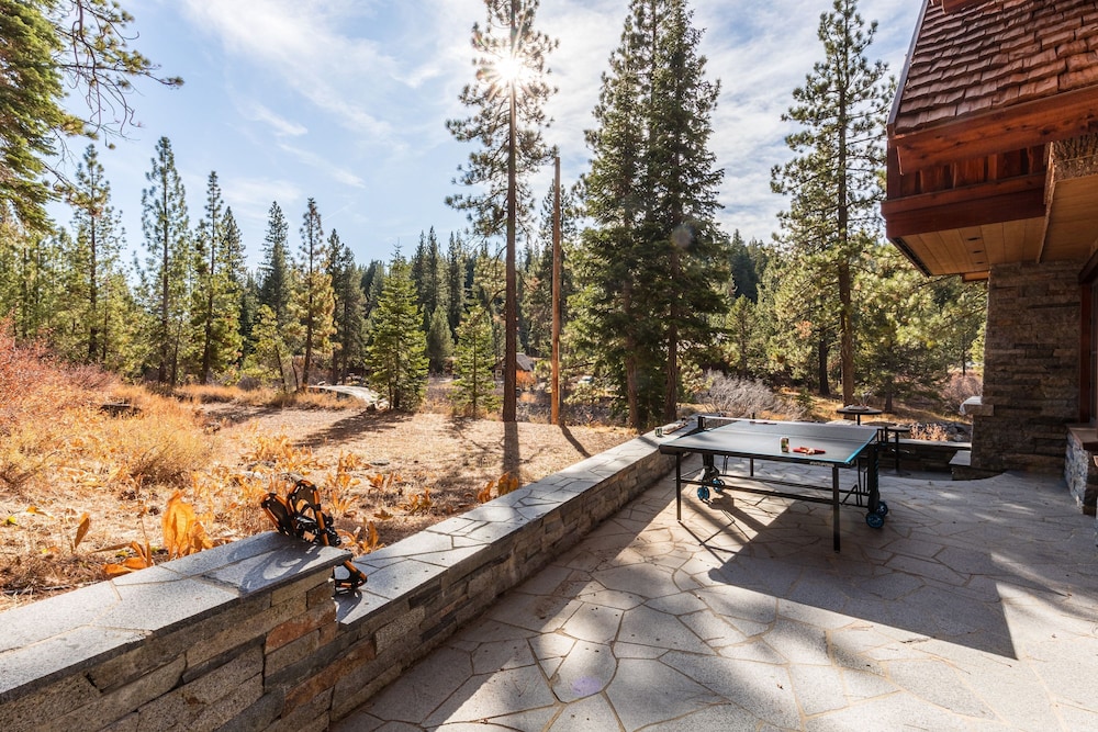Hunter by Avantstay Riverfront Cabin w Prvt Cottage 5mins From Palisades
