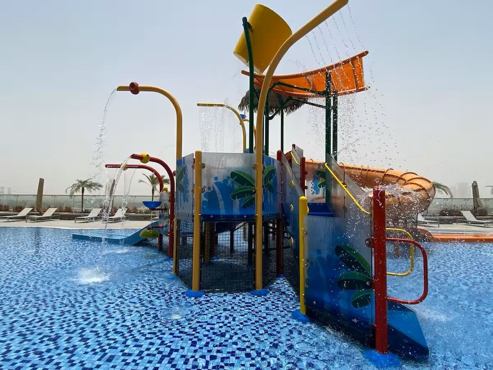 Vogue Novotel JVT near Springs Souk Mal