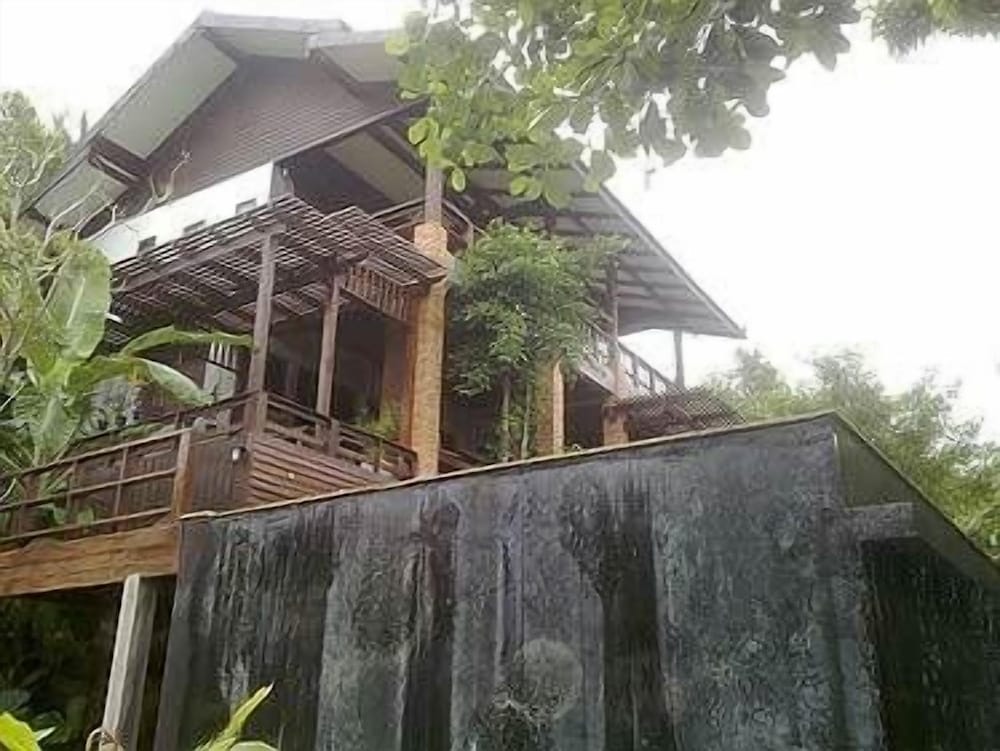 Salad Villa