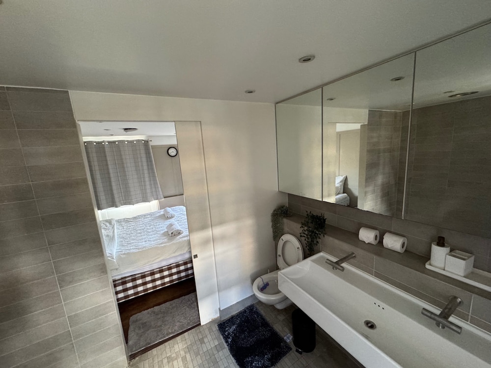 Covent Garden House, 4-bed, Sleeps 10
