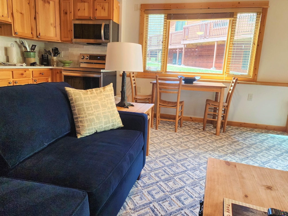 Estes Park Condos - Property Image 177