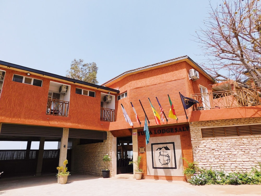 YUMA LODGE SALY