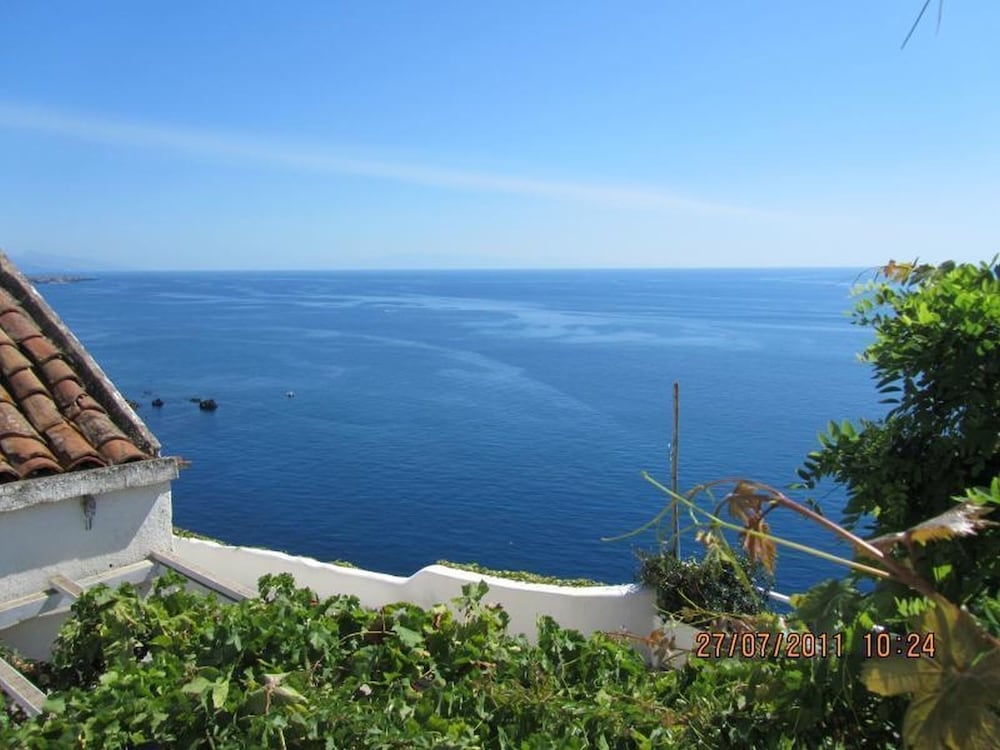 Come In Sicily - Pietramonaca
