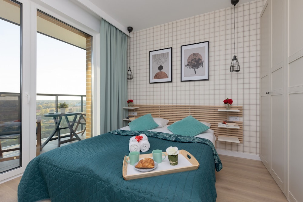 Warsaw Apartment Celownicza by Renters view 5