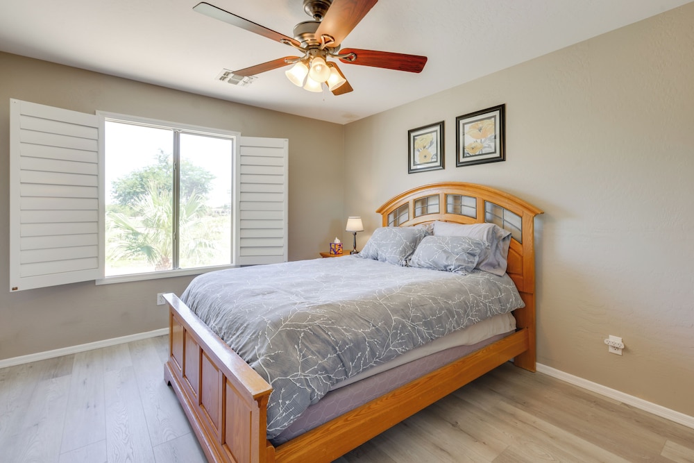Private Yard & Fairway View: Phoenix Golf Retreat!