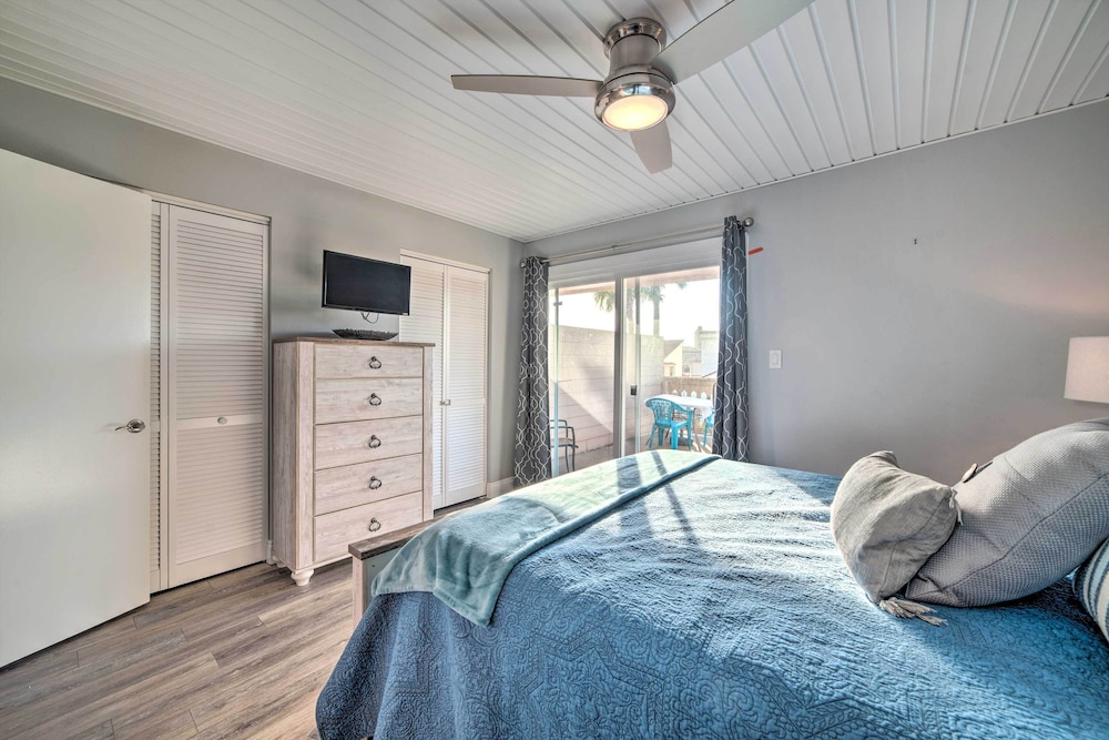 PCB Townhome: Walk to Beaches, Resort Amenities!